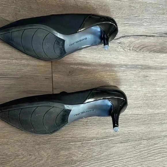 ❤️2/50❤️Bandolino Black Ruched Fabric Heel Bootie Pointed Toe  Slip On size 8.5 - Picture 4 of 8